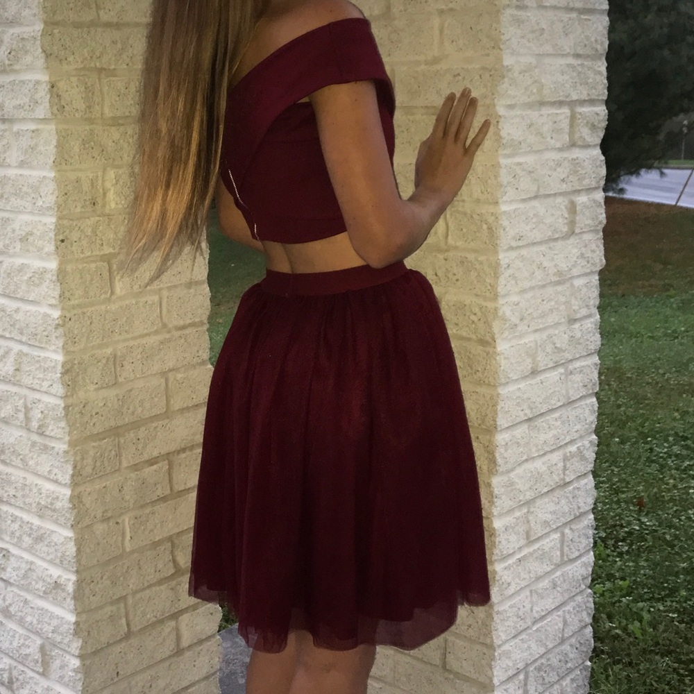 Burgundy Two-Piece Dress - Picture 3 of 3